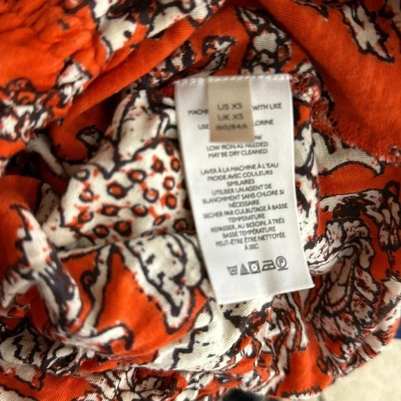 Free People Women's Red Floral Knit Blouse Top Size XS - Picture 7 of 7